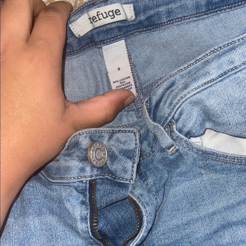 Size 8 Charolette Ruse Ripped Jeans - Picture 2 of 2
